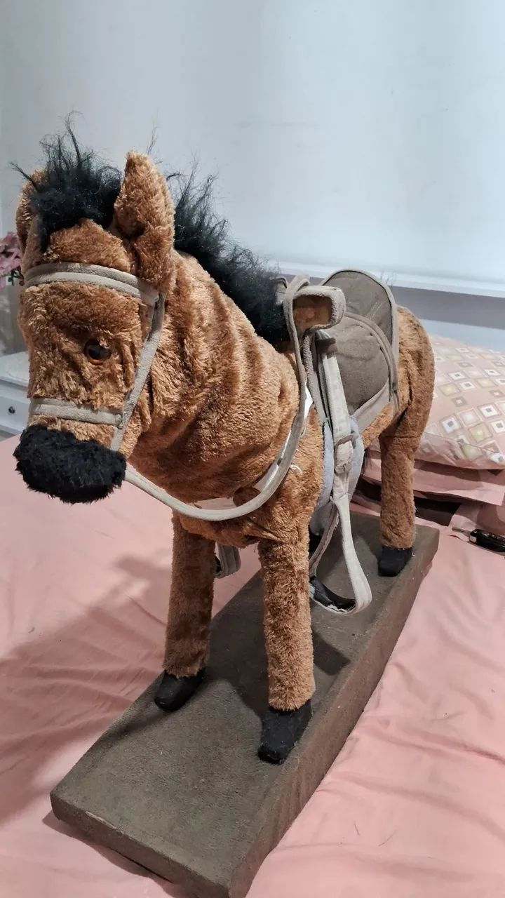 Cavalo de Pelúcia Decorativo - Foto 2