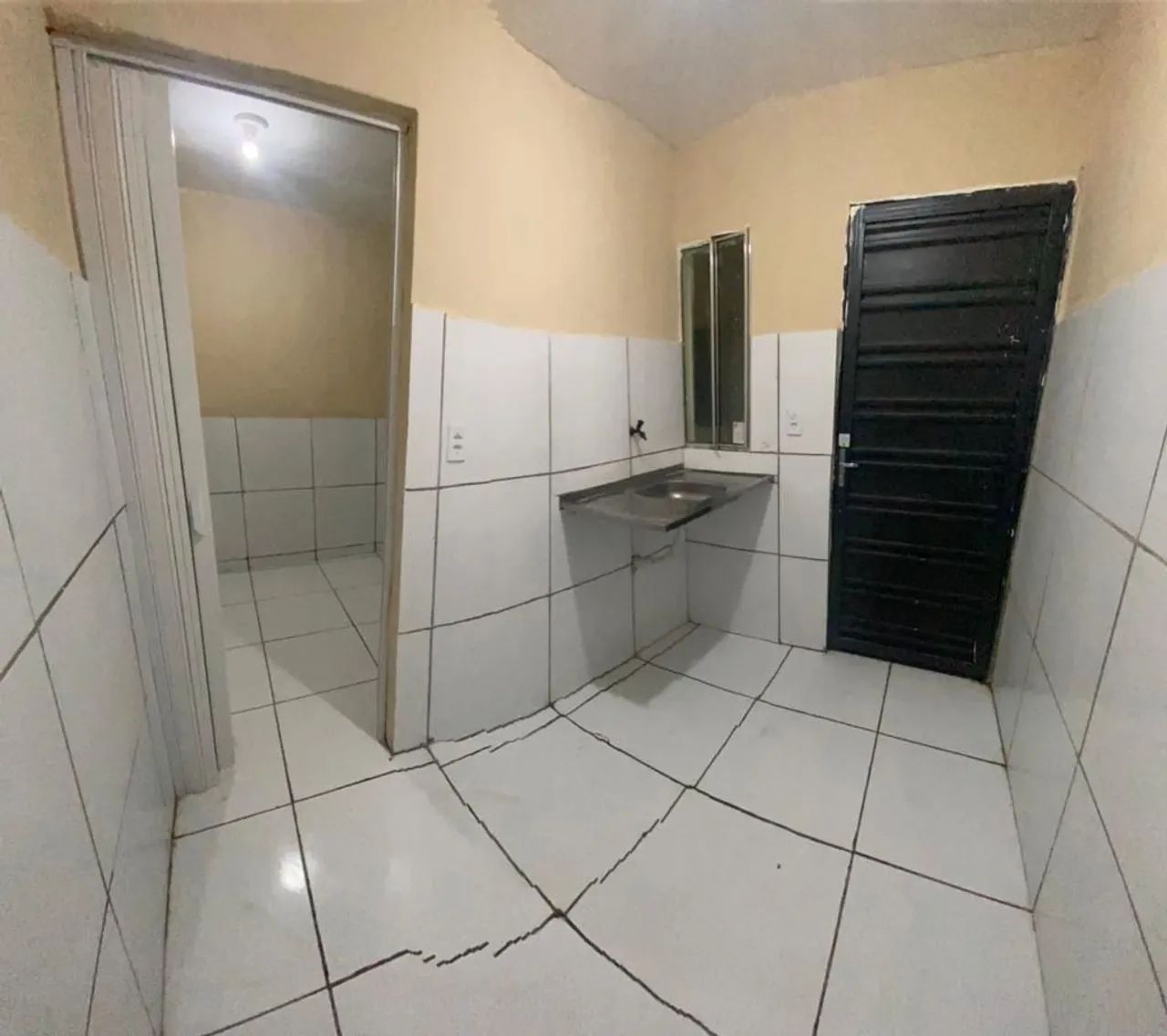 Kitnet 1 e  2 quartos zona sul , agua, luz e internet incluso  - Foto 2