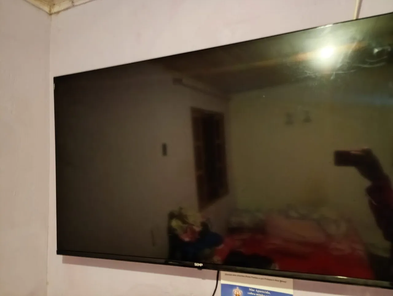 TV Semp 49 polegadas