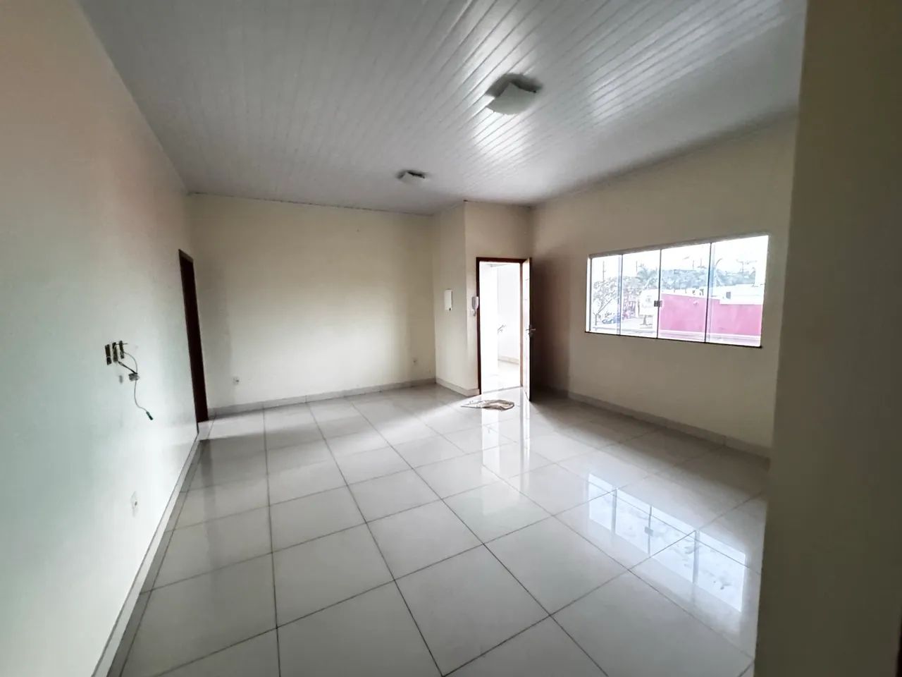 Sala Comercial Na Av dos ipês 