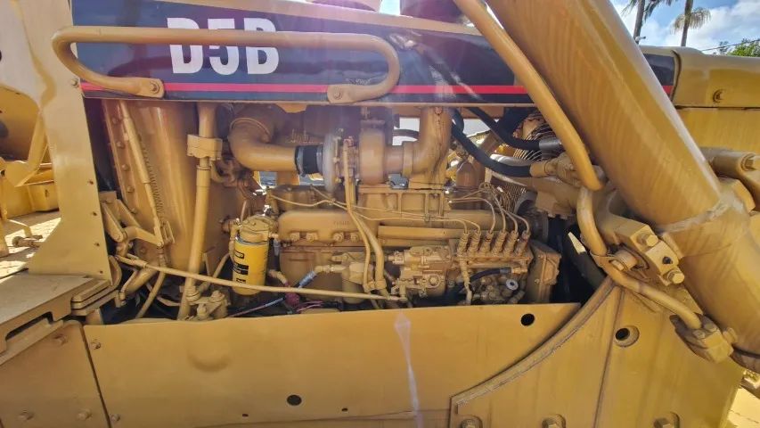 Trator de esteira CAT D5B  - Foto 4