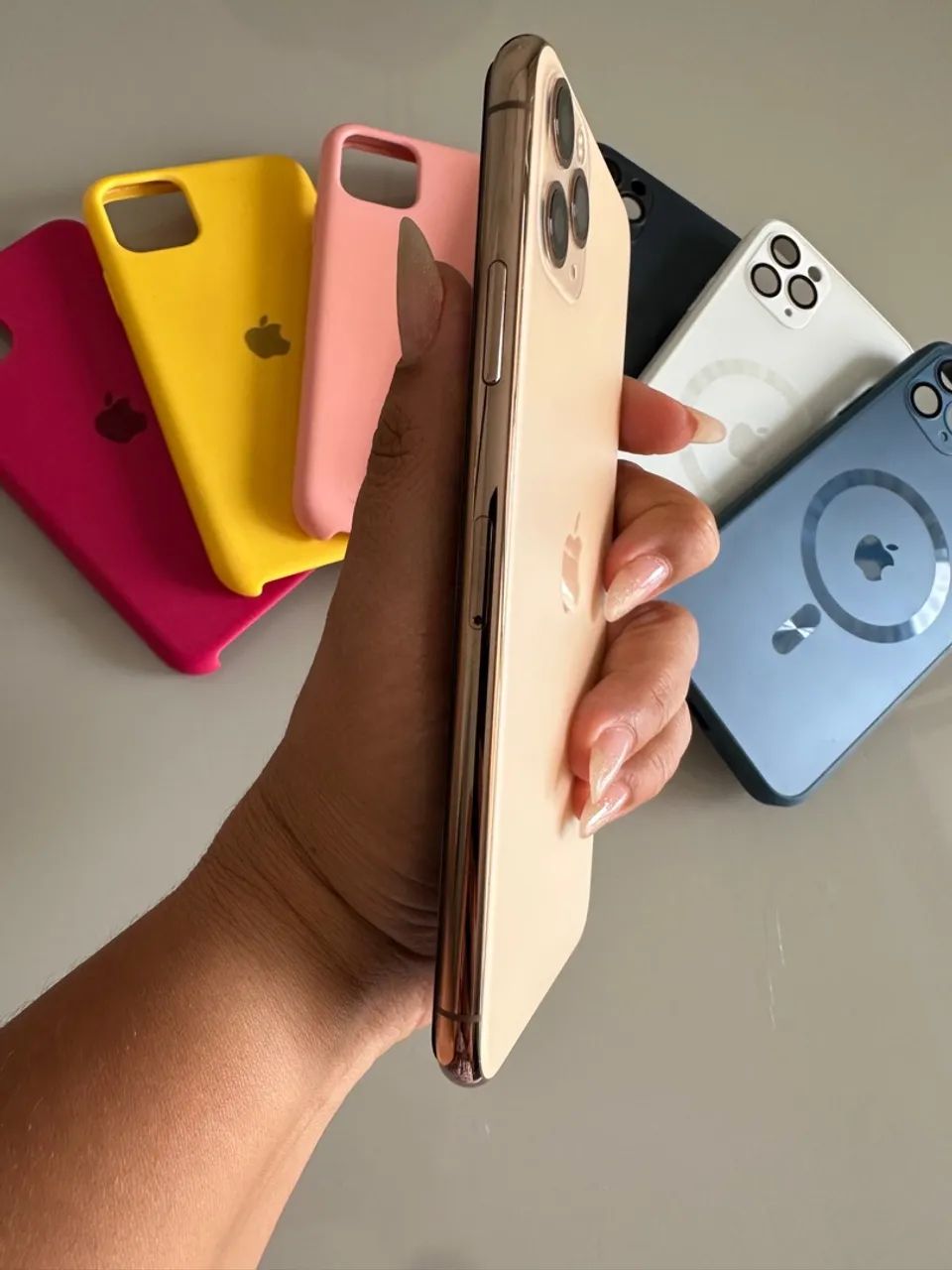 iPhone 11 Pro Max Gold - 256Gb  - Foto 4