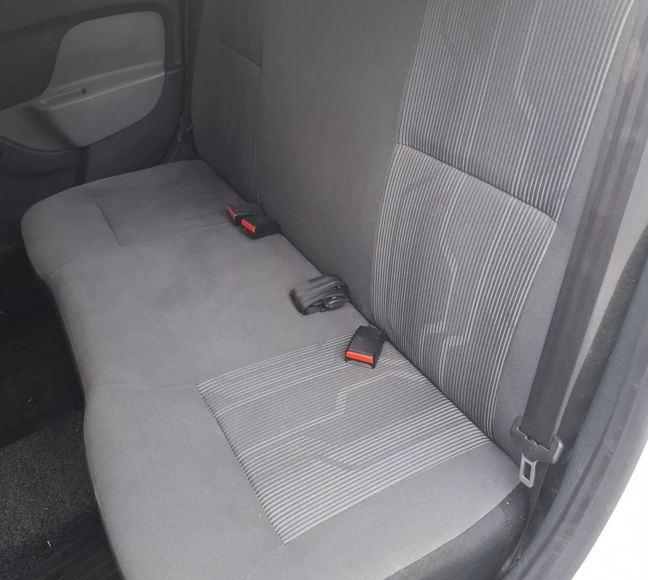 LOGAN 2014 EXPRESSION 1.0  - Foto 7