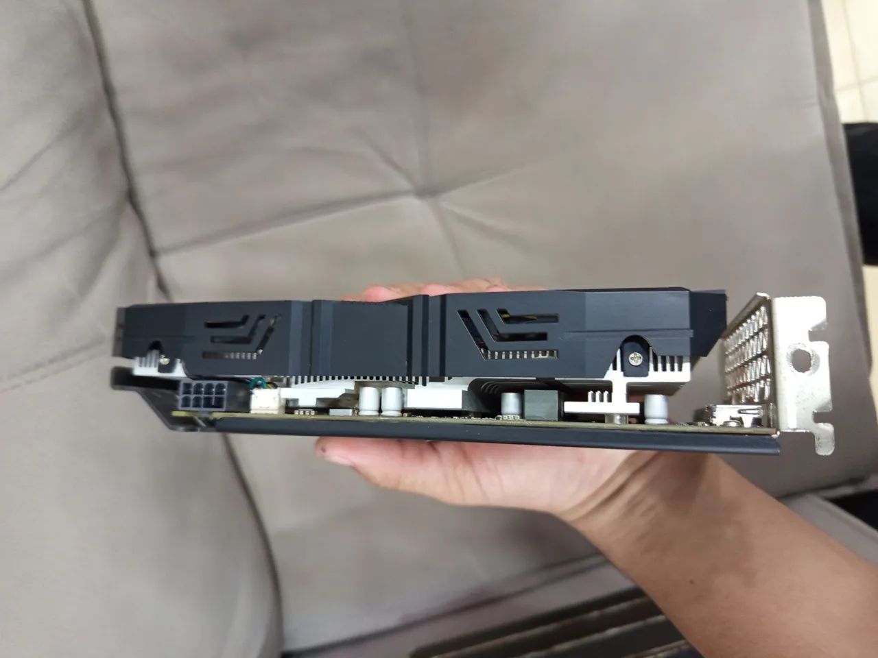 Placa de vídeo RX 5500 XT 8 GB - Foto 5