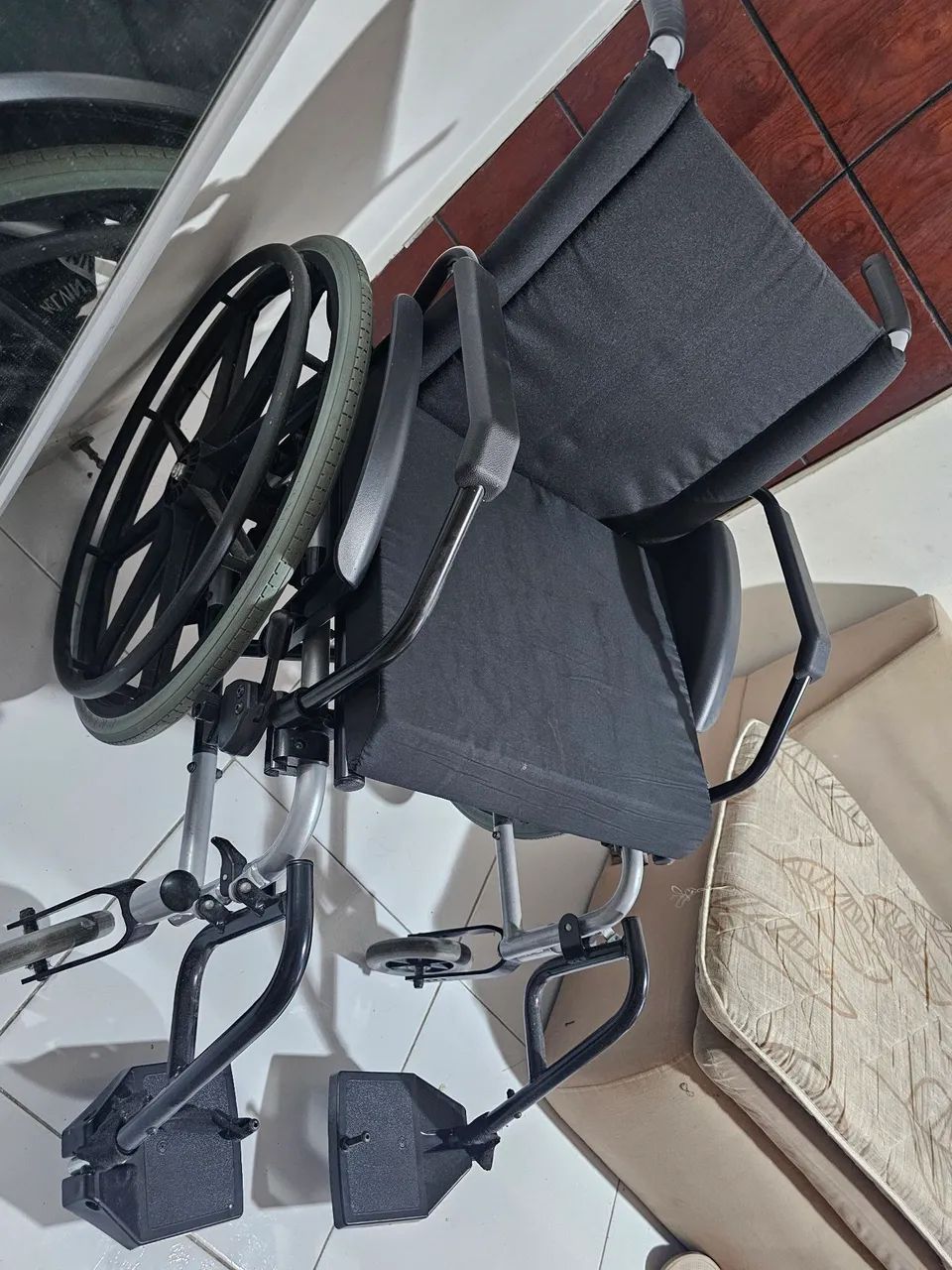 Cadeira de rodas  - Foto 5