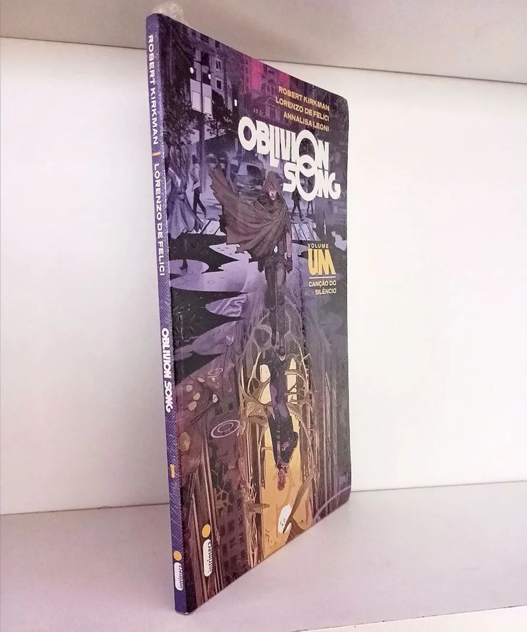 hq oblivion song vol 1 canção do silêncio intrínseca nerd geek robert kirkman image comics - Foto 3
