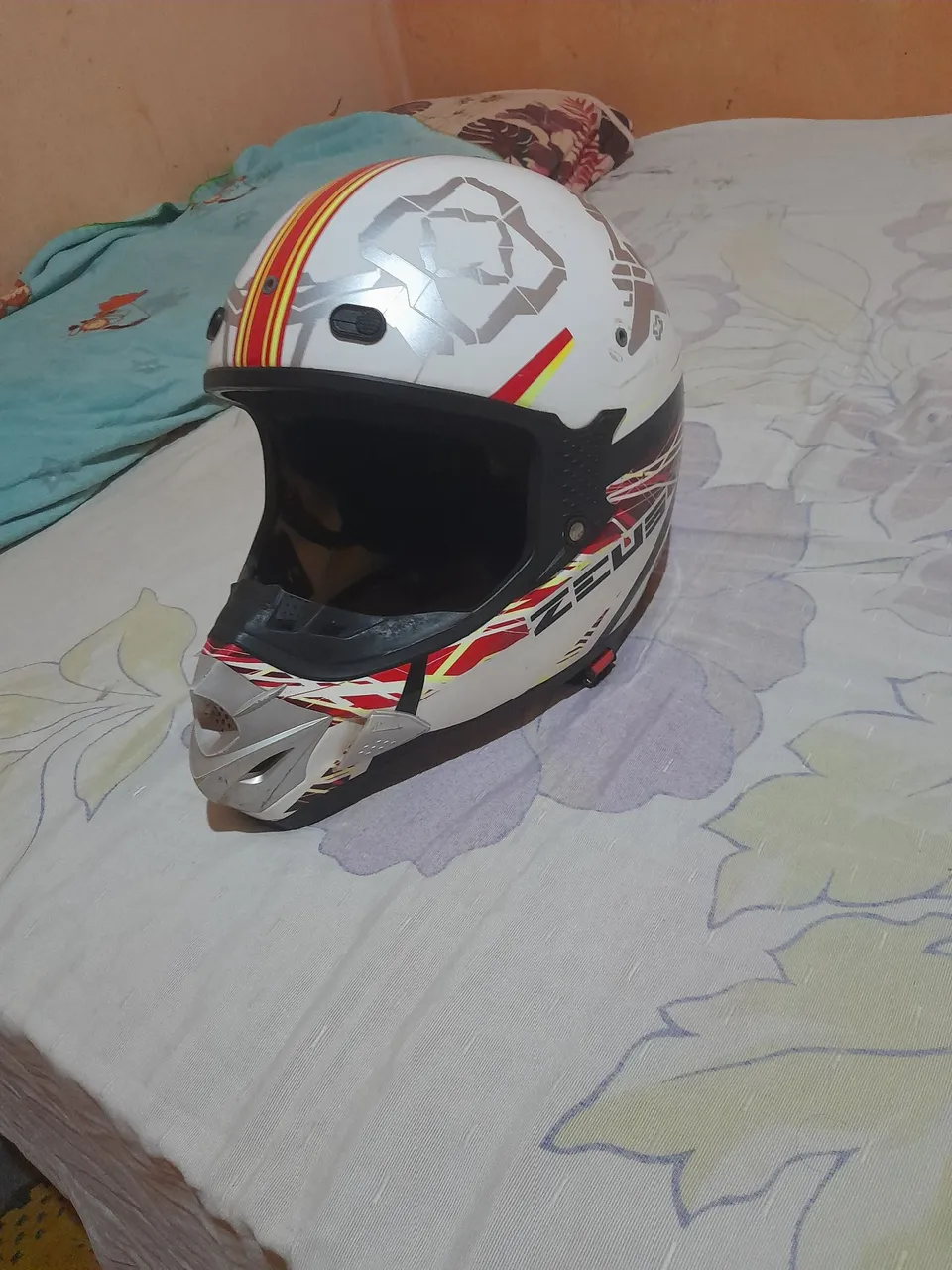 Capacete Zeus Motocross