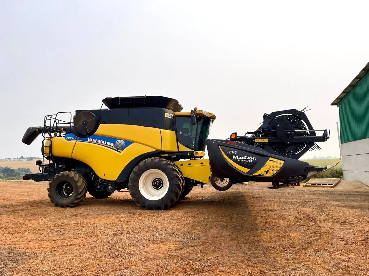 Colheitadeira New Holland CR 7.90