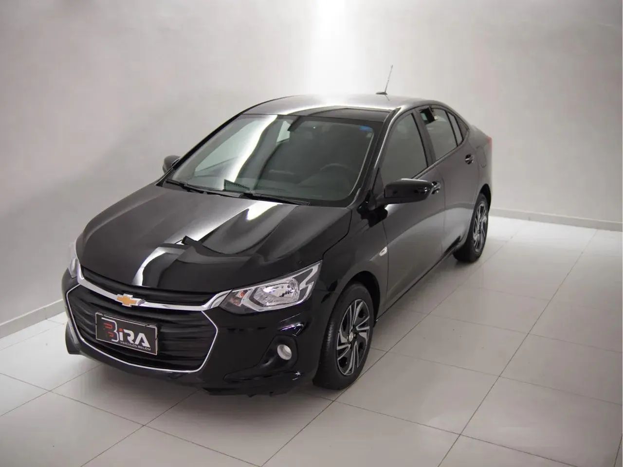 Onix Sedan plus Lt Turbo 1.0 2024 - Único dono - baixo km - Foto 2