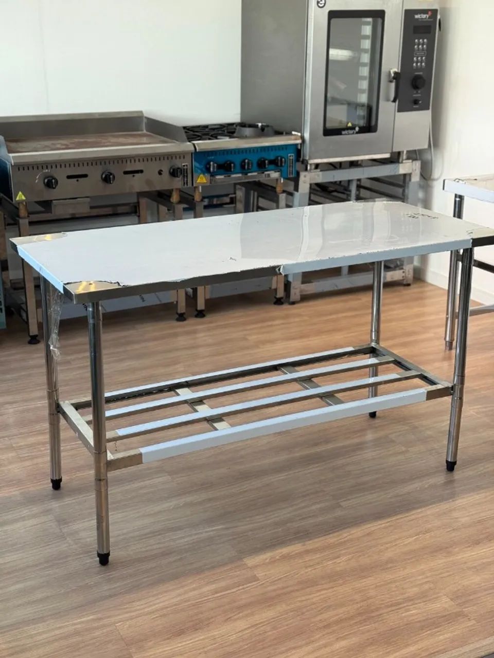 mesa inox 150x70 gradeada (alef)