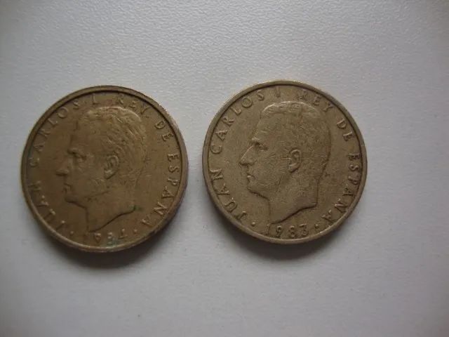 Lote 2 Moedas 100 Pesetas (Espanha) 1983/1984.