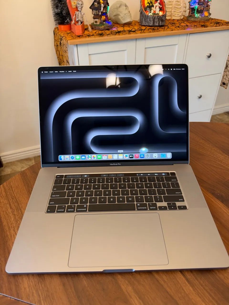 MacBook Pro 16 Intel i7 32GB 1TB SSD Impecável