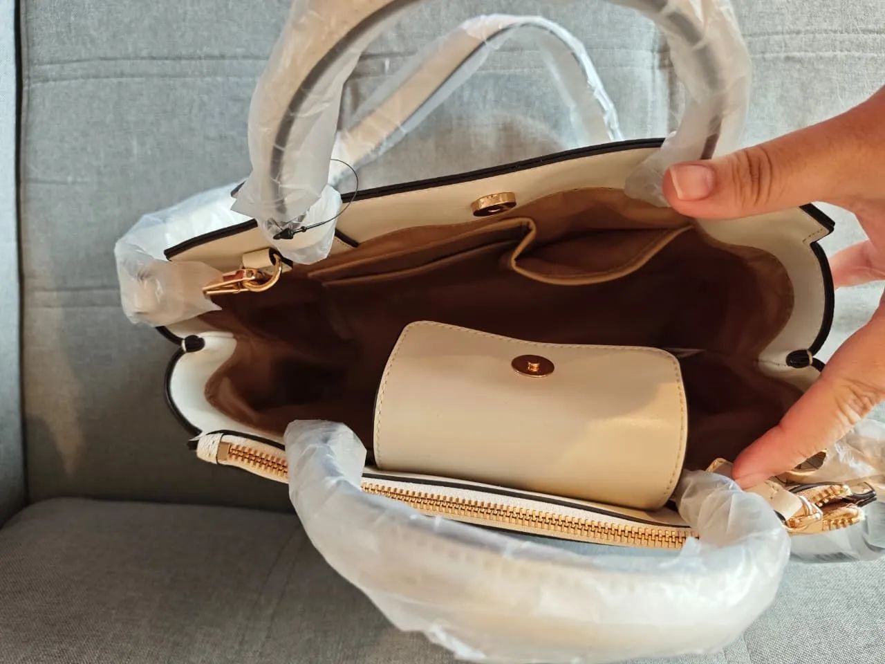 Bolsa Guess original - Foto 4