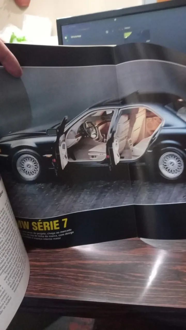revista 4 rodas edição VW Pointer vs Tipo - Foto 3