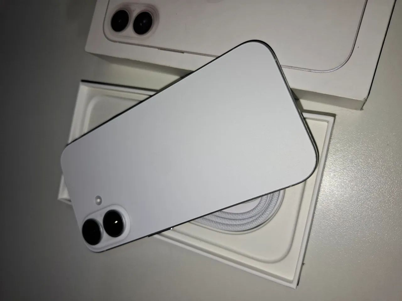 Apple iPhone 16 (512 GB) - Branco  - Foto 5