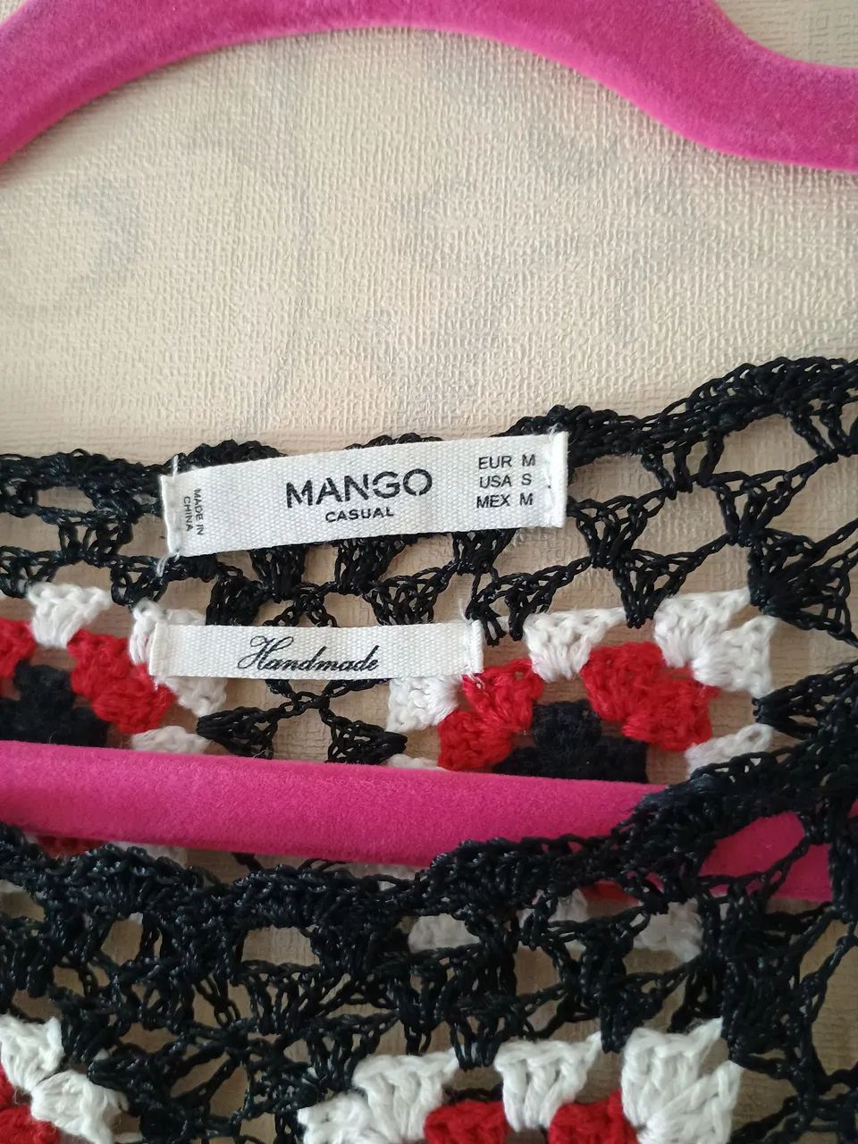 Blusa de crochê artesanal preto e vermelho | Mango m - Foto 4