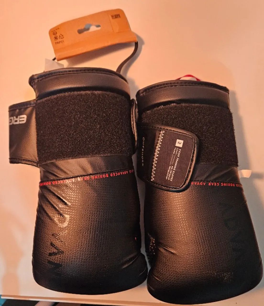 Luva de boxe nova com etiqueta  - Foto 2