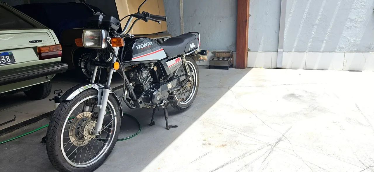 Honda ML 125 1987 - Placa preta