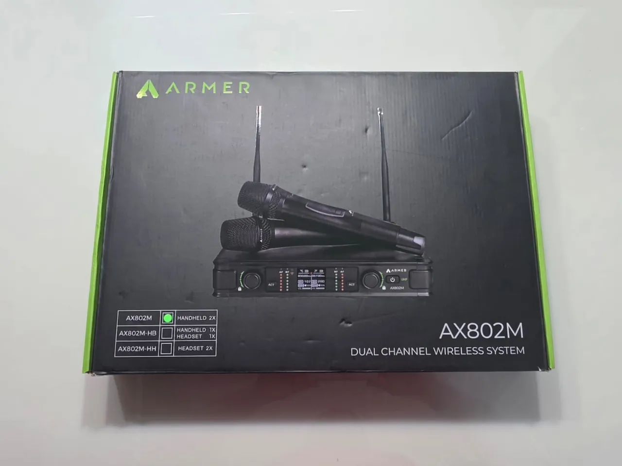 Microfone: Armer AX802M