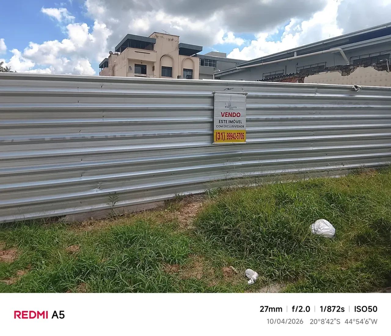Vendo Lote com 300m2 na rua Pará - Perto do Centro - Foto 2