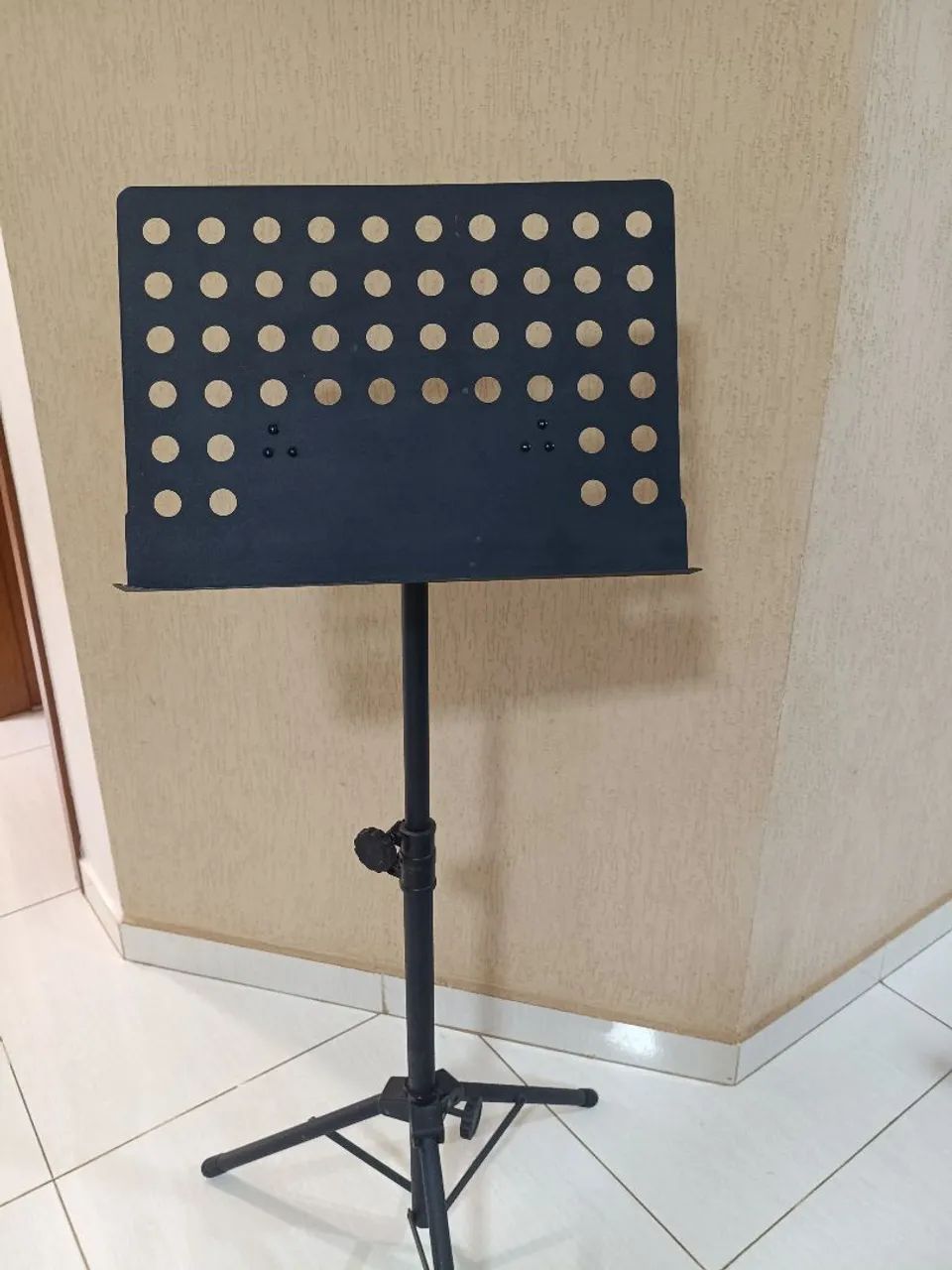 Estante para partitura e tablet. CIFRAS. - Foto 2