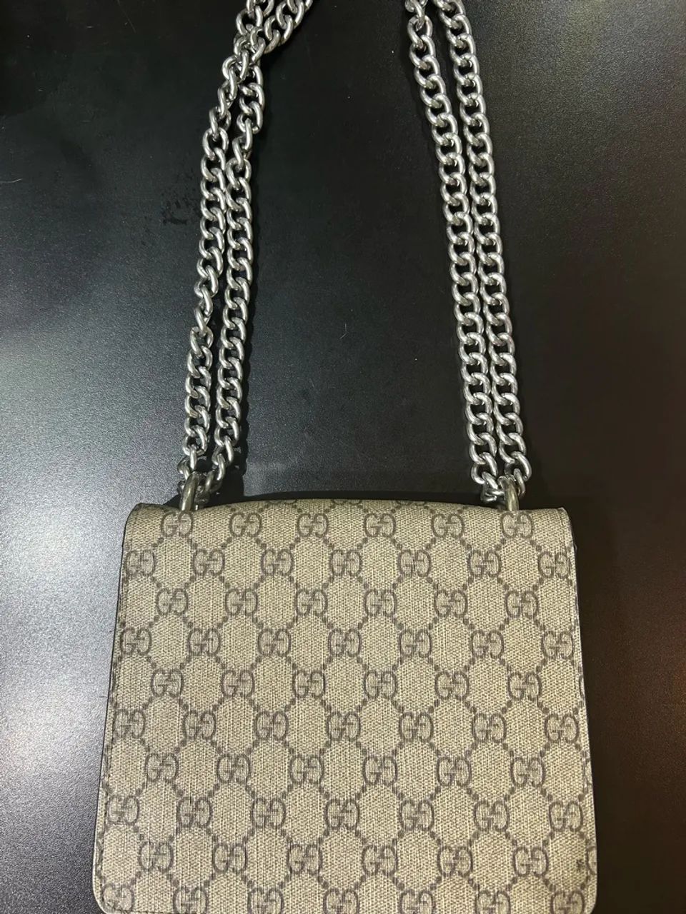 Gucci - Foto 2