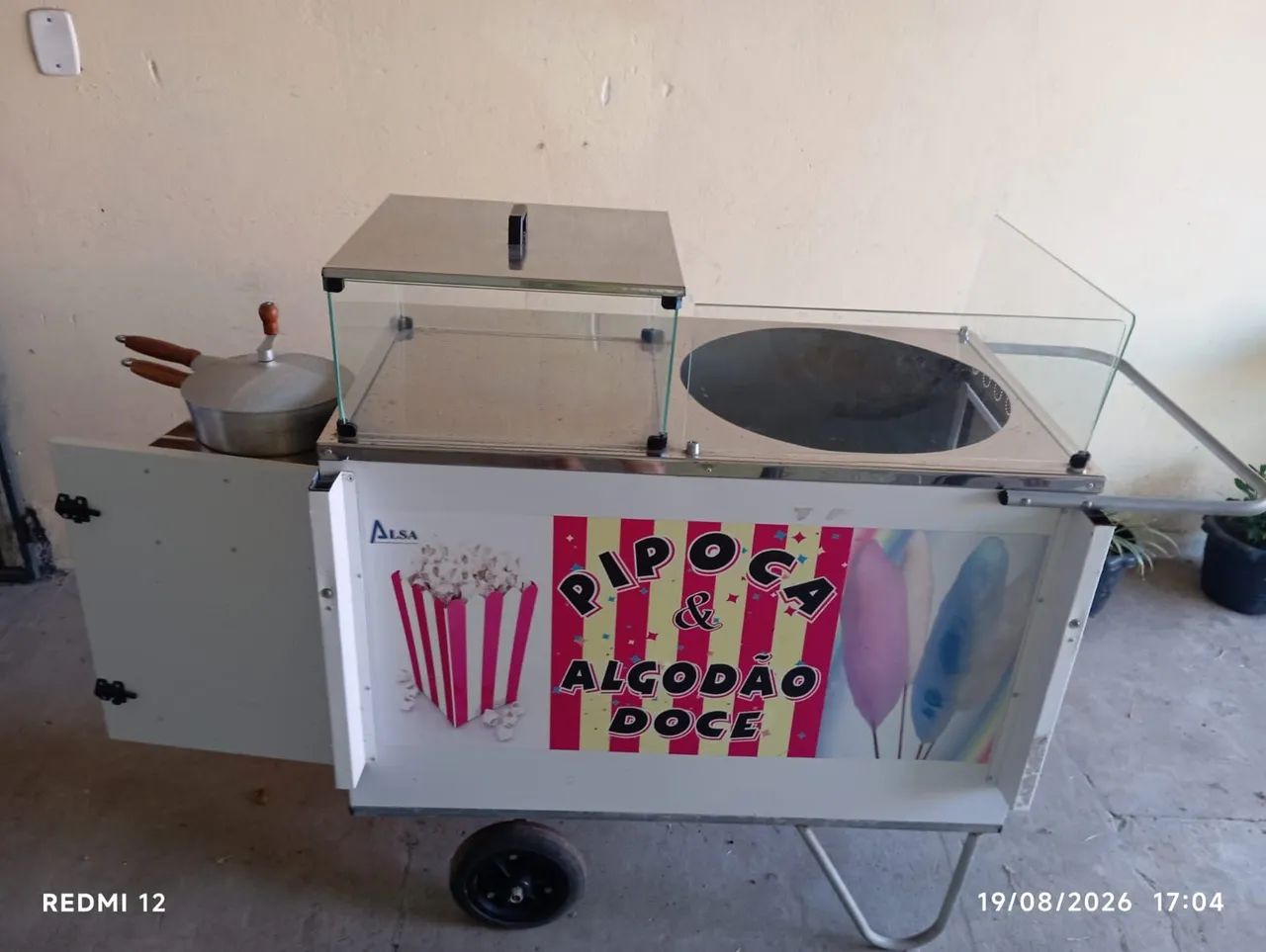 Carrinho de pipoca e algodão doce 