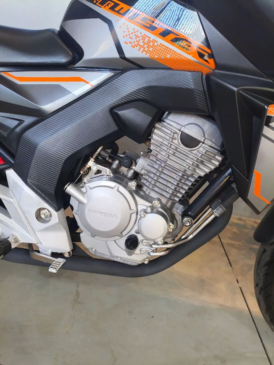 CB TWISTER 2021 COM ABS SUPER CONSERVADA!!! - Foto 2