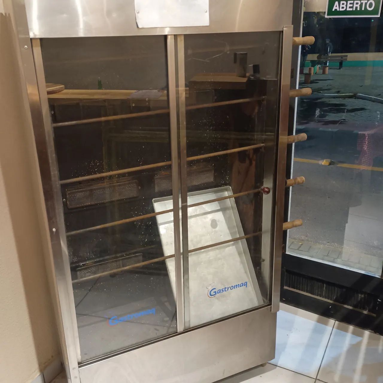 Vende-se máquina de assar frango... - Foto 2