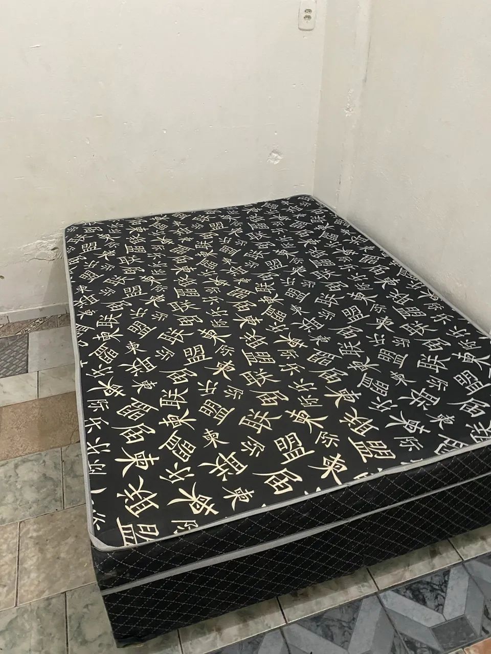 Cama em ótimo estado 