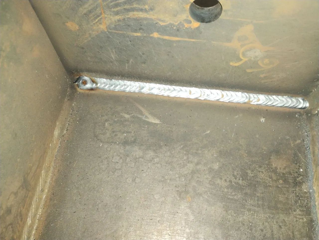 Profissional  na área de solda  - Foto 4
