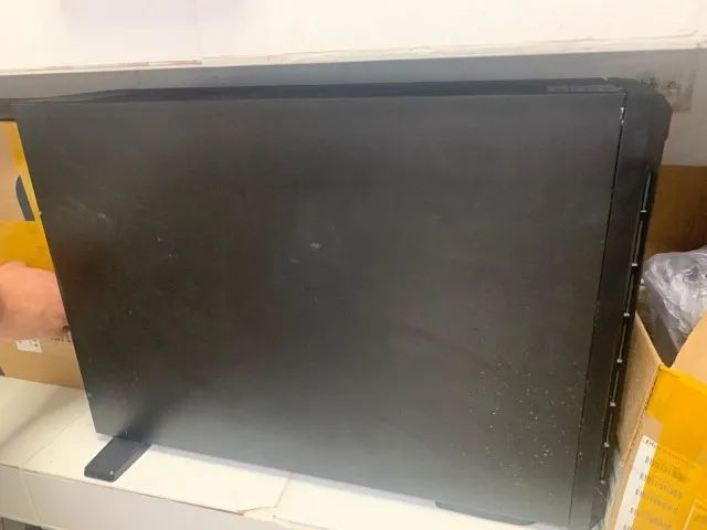 Servidor HP ProLiant ML310e Gen8 - USADO EM BOM ESTADO - Foto 2