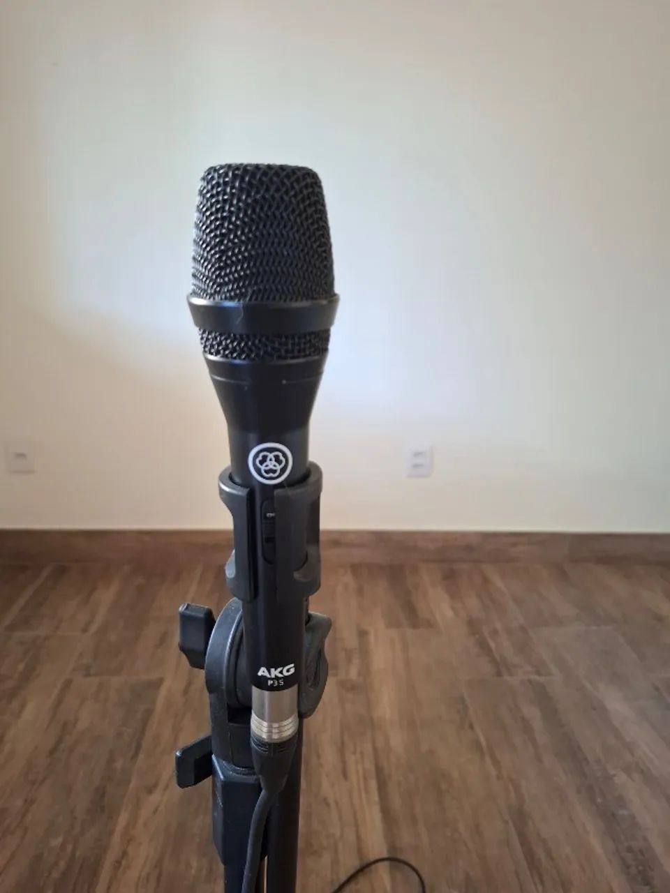 Microfone P3S AKG + Pedestal + Cabo - Foto 2