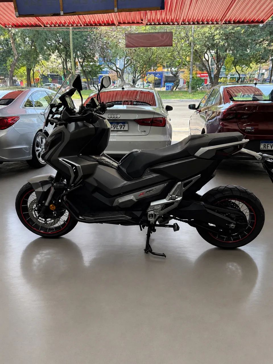 X-Adv 750 nova  - Foto 4