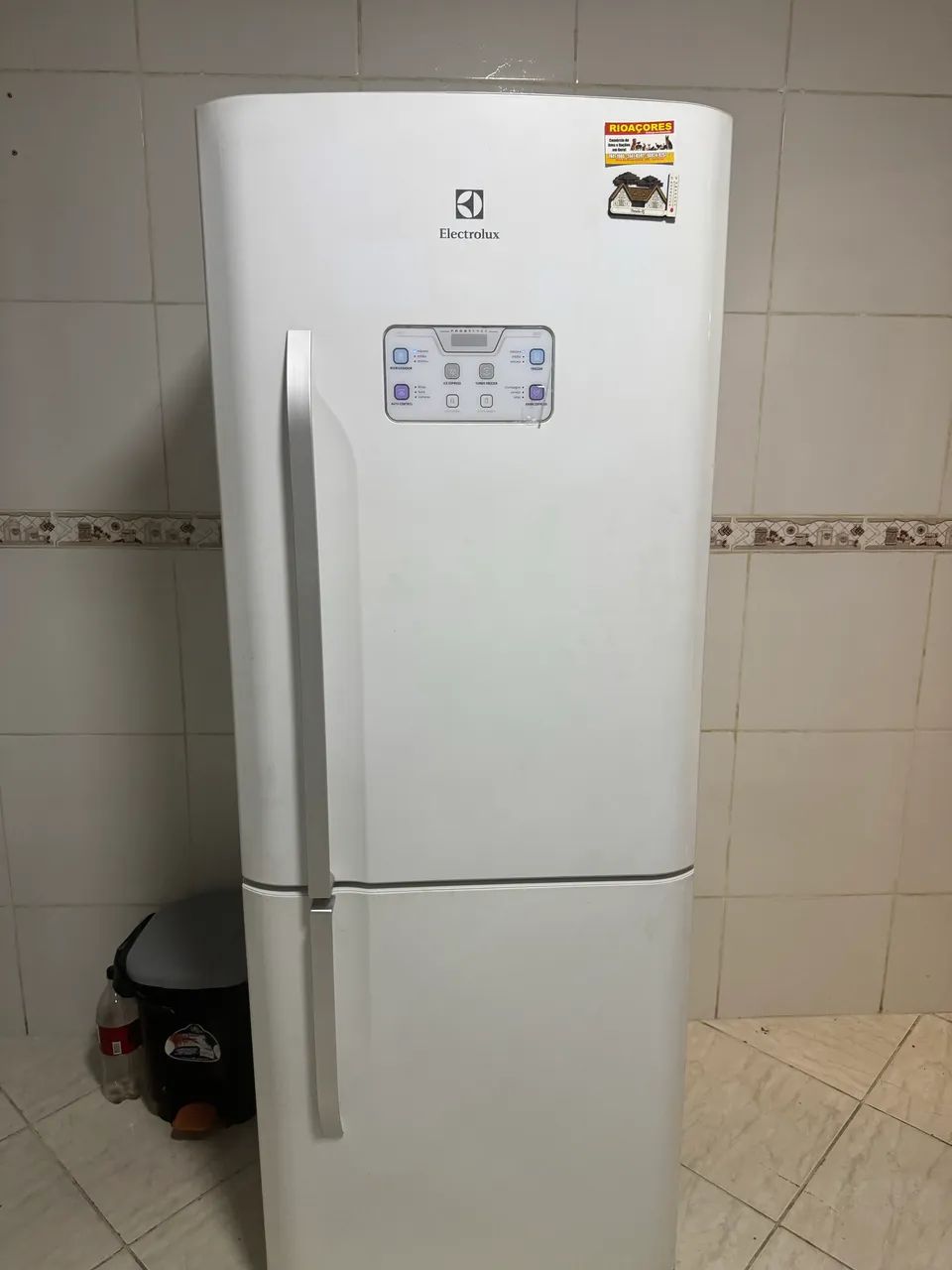 Geladeira Eletrolux inverse