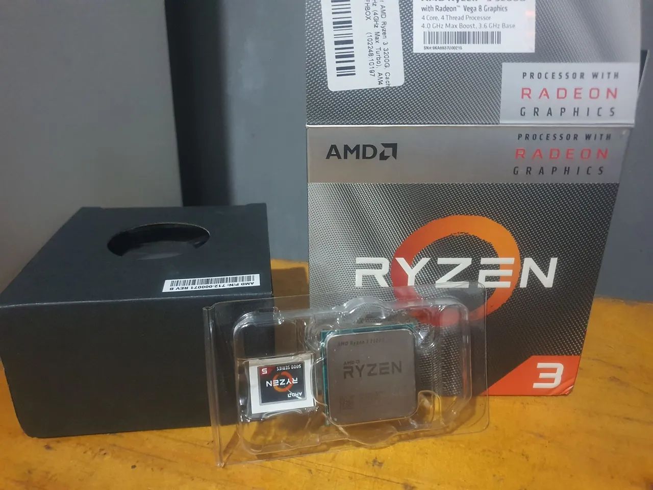 Processador AMD Ryzen 3 3200G com cooler box original  - Foto 2