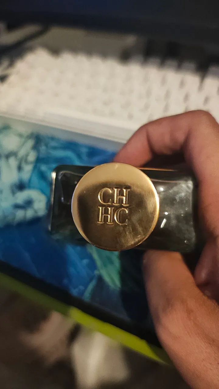 CH Men Eua de Parfum (Edição Limitada ) - Foto 3