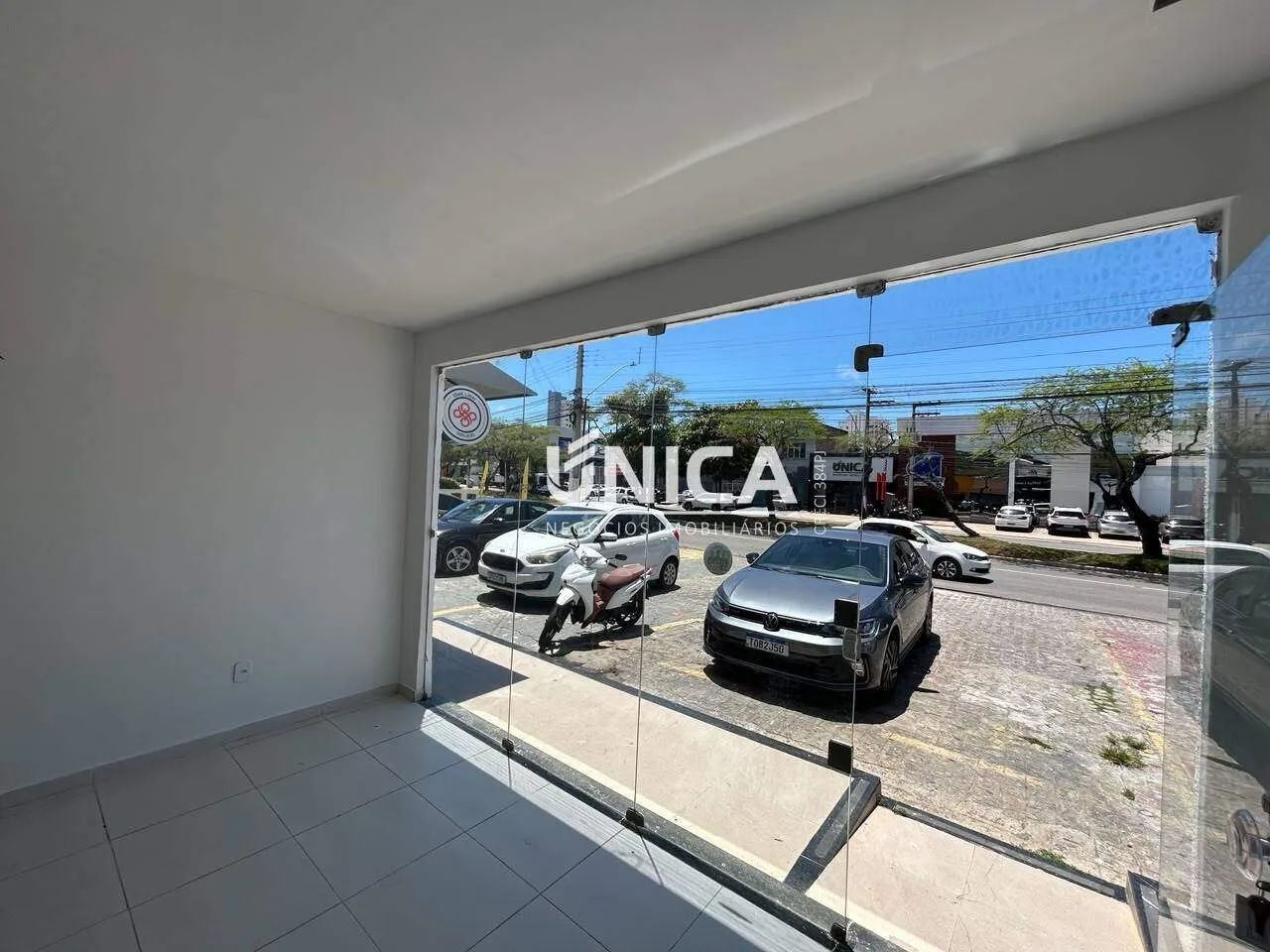 Alugue Loja na Avenida Hermes Fontes - Foto 3