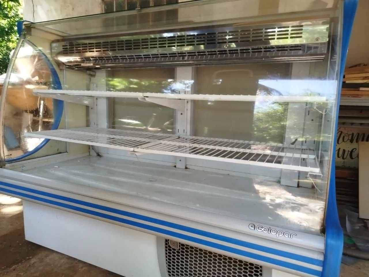 Vitrine Expositora Refrigerada Gelopar 1,40m Gelando Perfeitamente - Foto 3