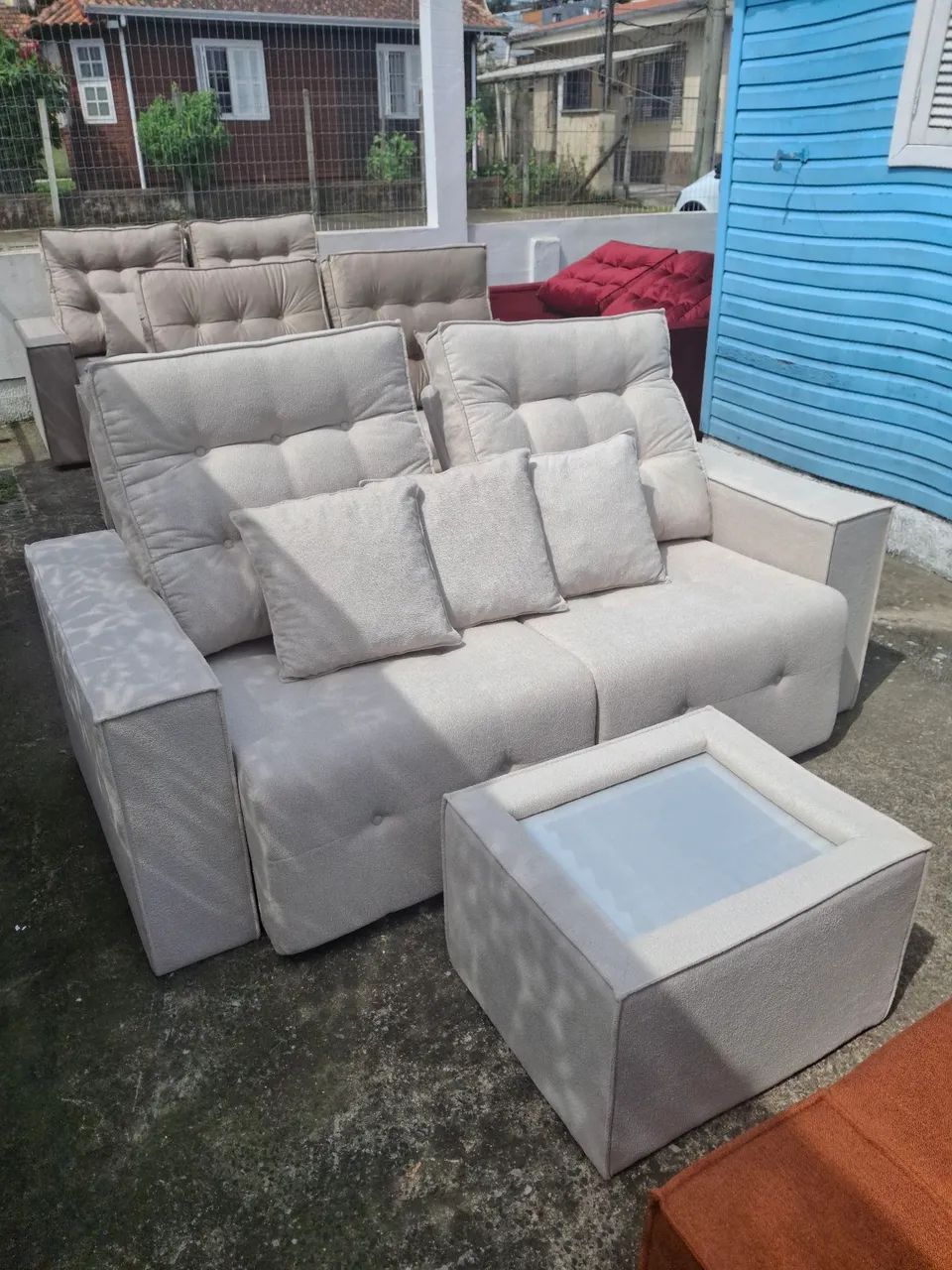 Modulo de sofás e mesa centro com vidrio - Foto 4
