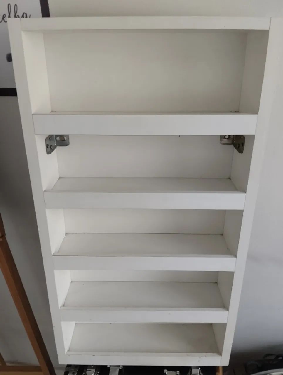 Expositor de esmalte e suporte para os pés 