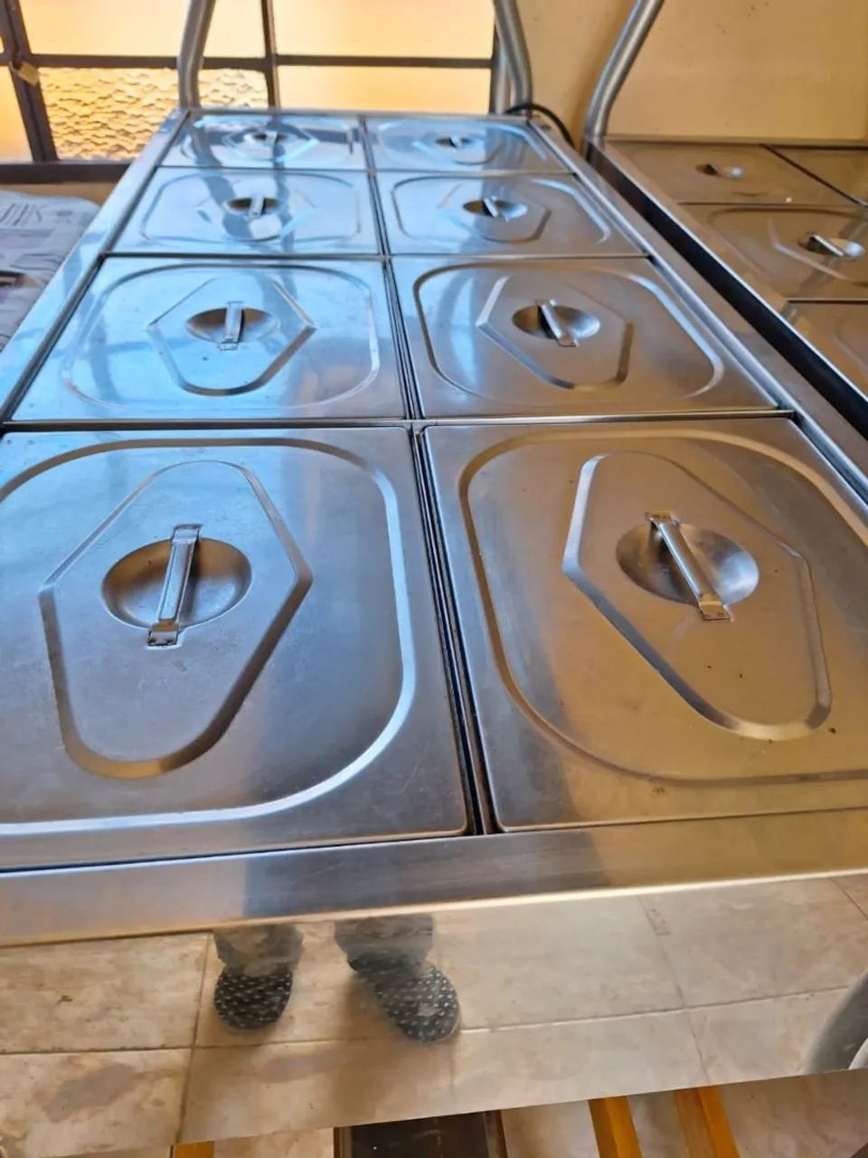 Vende-se buffet frio