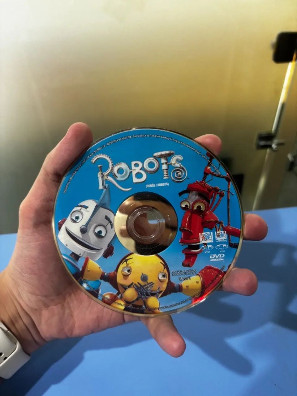 Dvd Filme Robôs Original - Usado - Foto 4