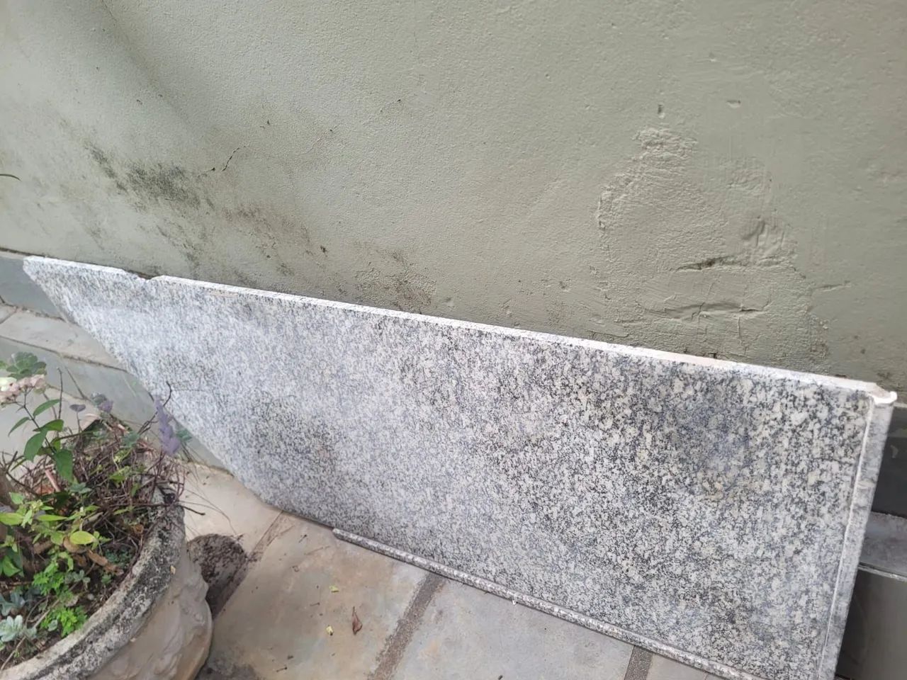 Pia e bancada em L - granito corumbá - Foto 2