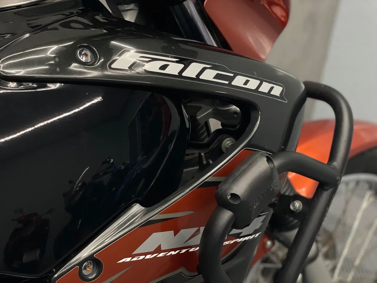 Falcon - Foto 4