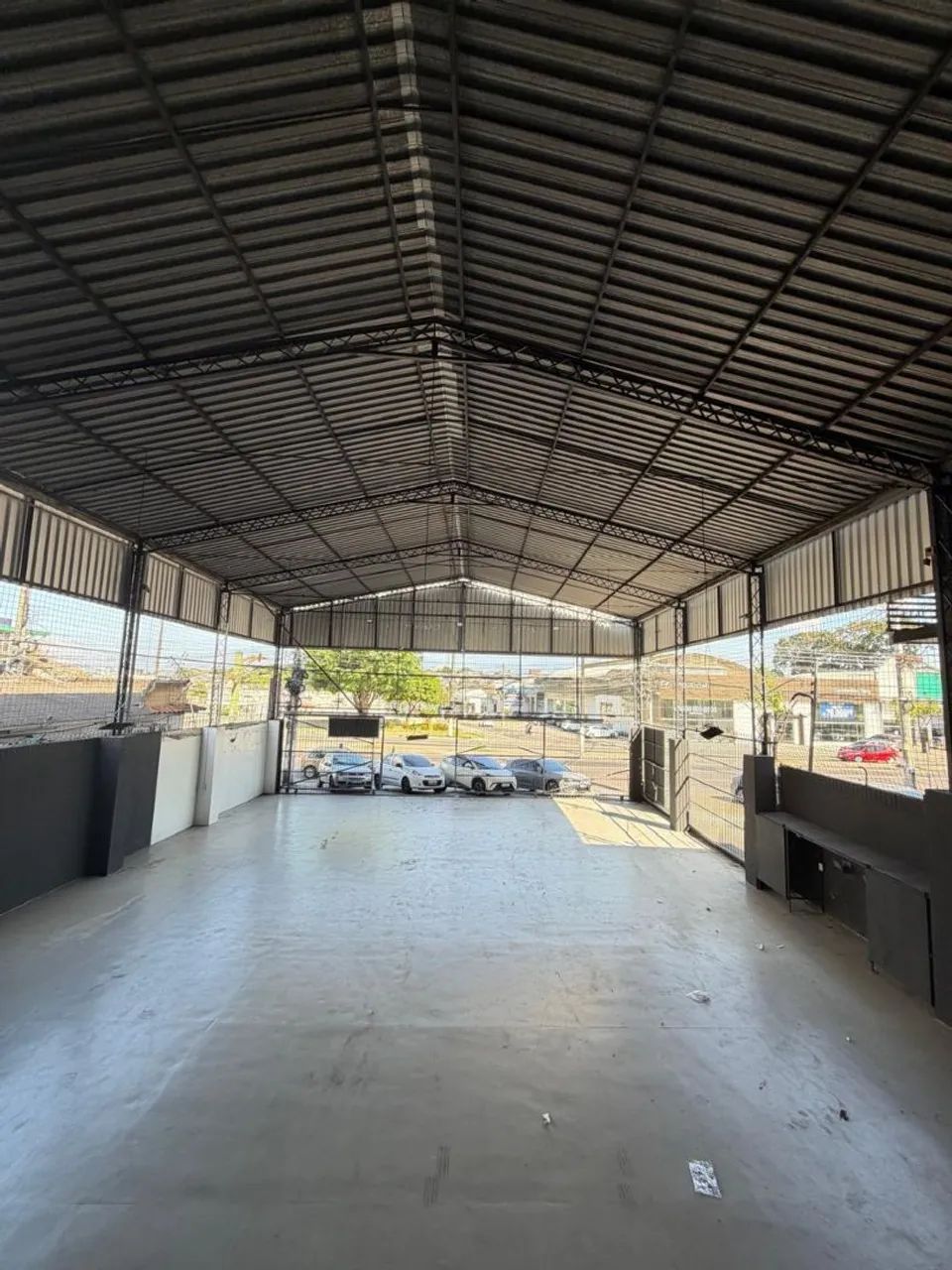 ALUGO Imóvel comercial na Constantino Nery - Foto 2