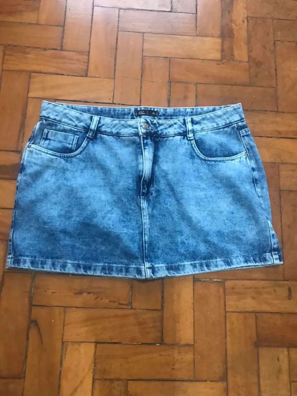 Saia curta em jeans 100% algodão 