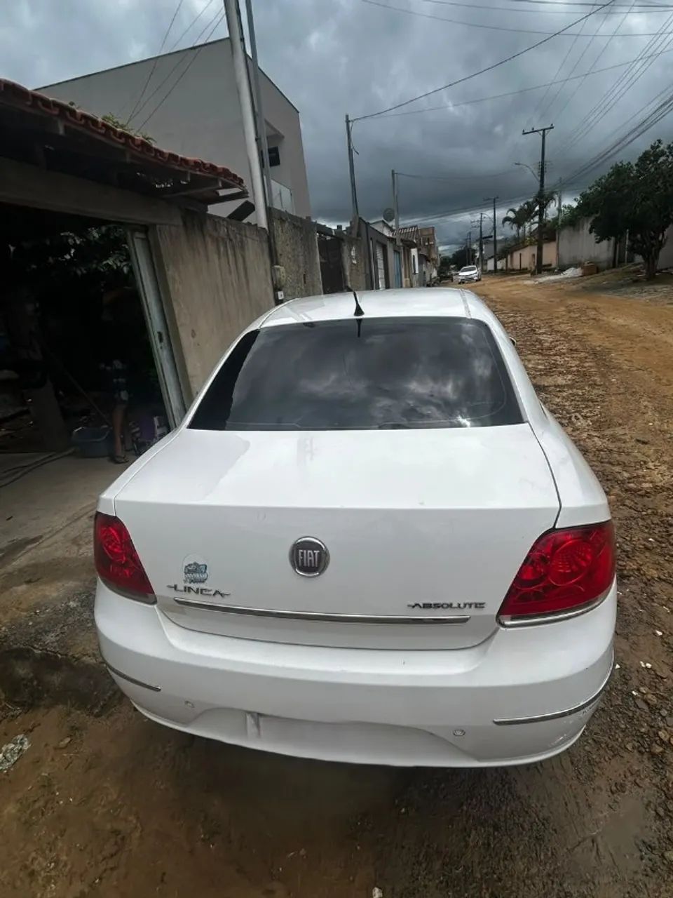 Fiat Linea Absolute 1.9/1.8 Flex Dualogic 4P 2012 - Foto 3