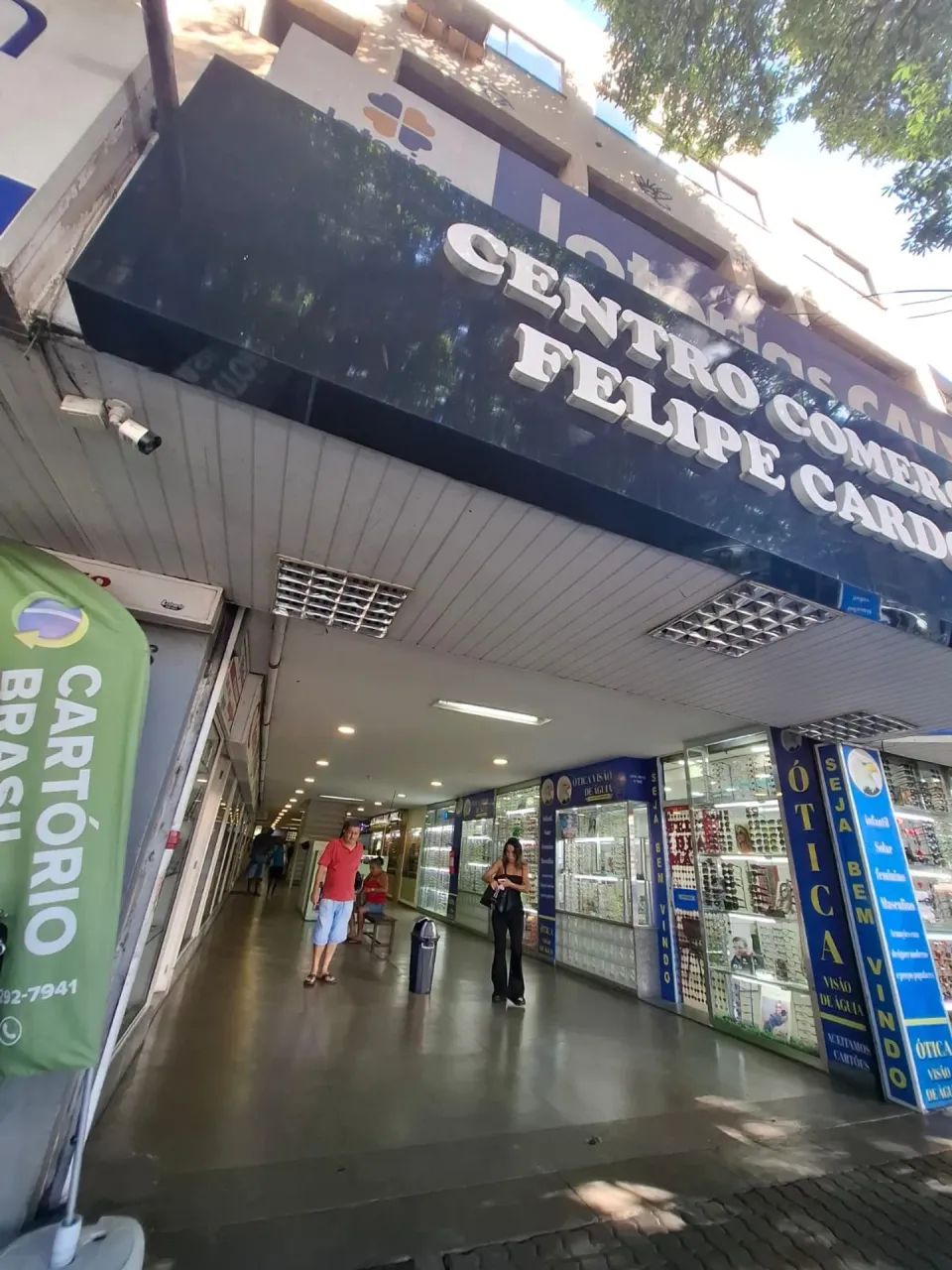 Sala loja para venda em santa cruz em centro Comercial!
