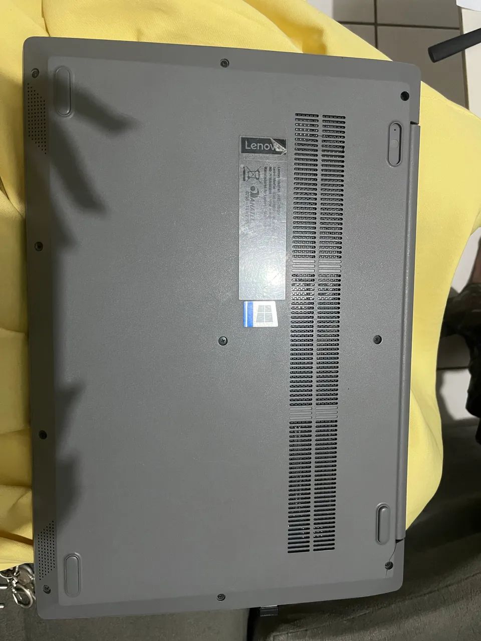 Vendo notebook Lenovo  - Foto 5
